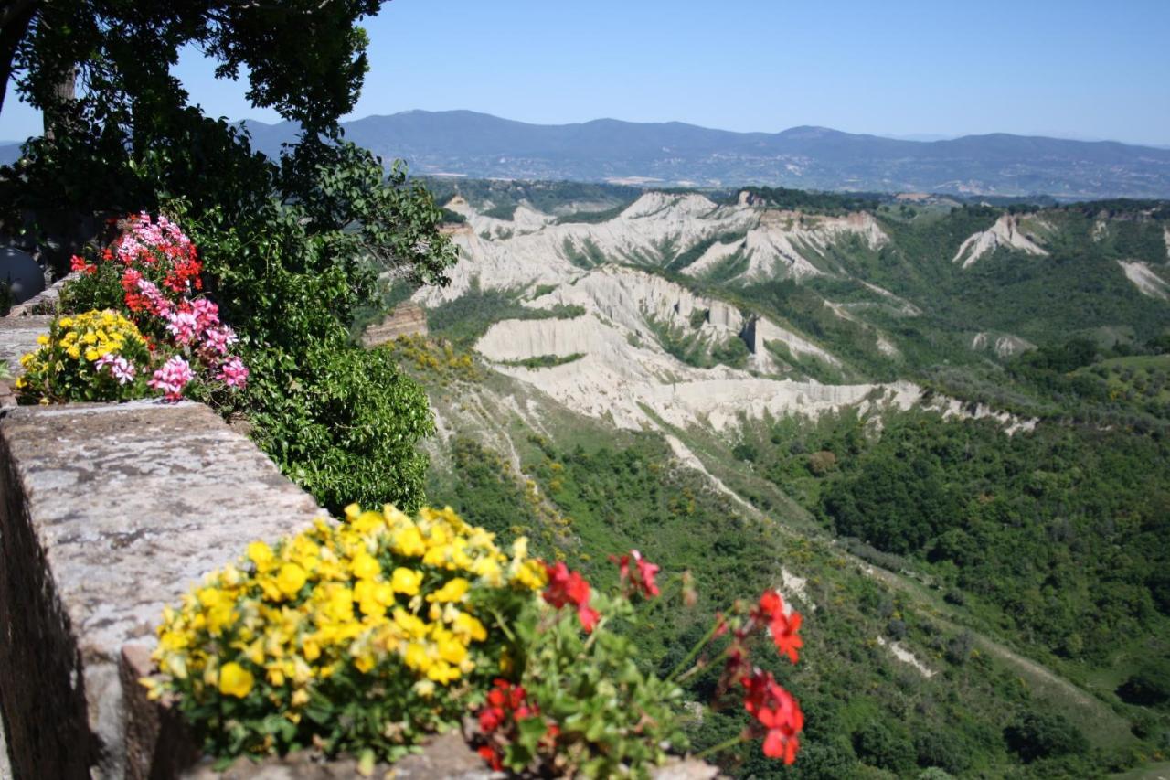 L'Incanto Di Civita Bagnoregio Luaran gambar