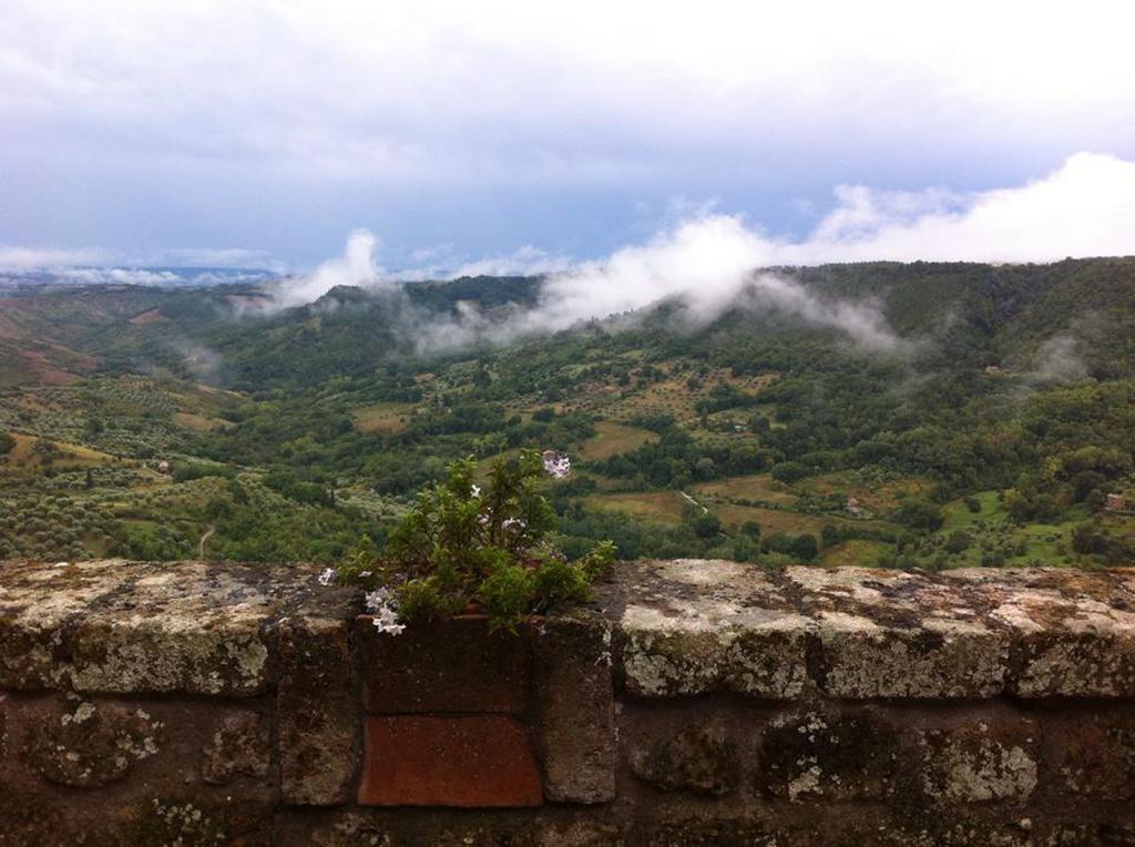 L'Incanto Di Civita Bagnoregio Luaran gambar