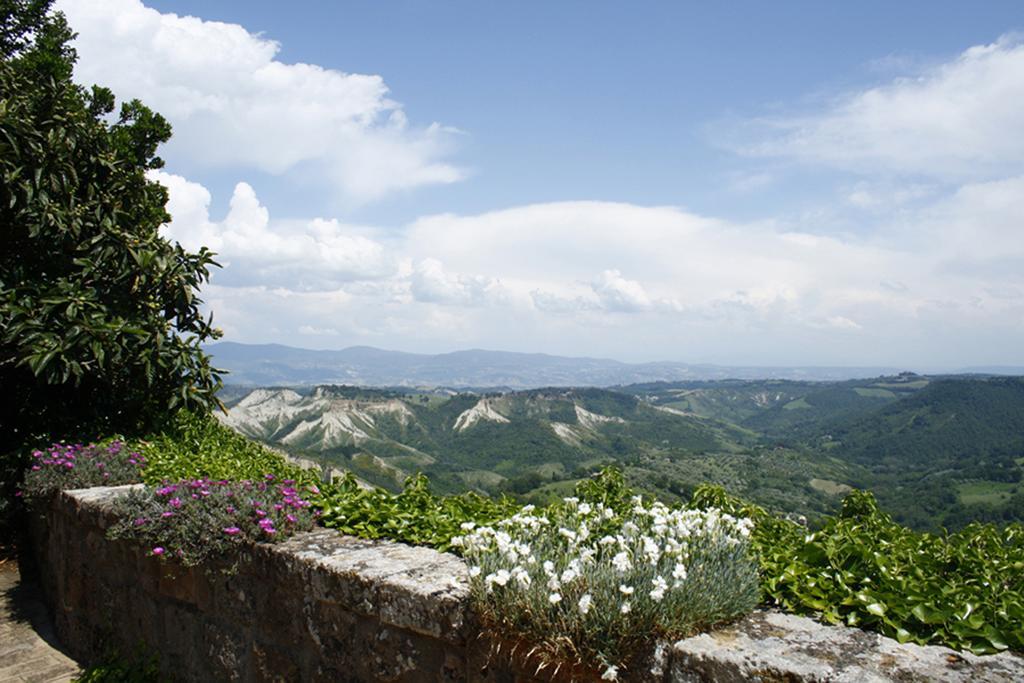 L'Incanto Di Civita Bagnoregio Luaran gambar