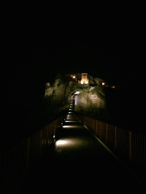 L'Incanto Di Civita Bagnoregio Luaran gambar
